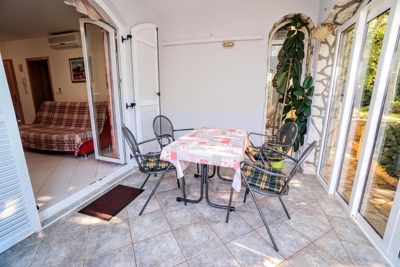 Apartment Vlado Zambratija  Exterior photo